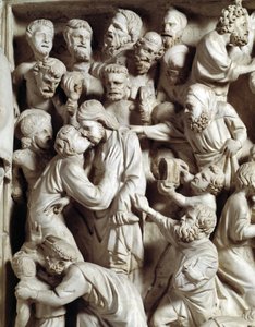 Dettaglio dei rilievi della Cattedra realizzata da Giovanni Pisano: il bacio di Giuda (dettaglio)